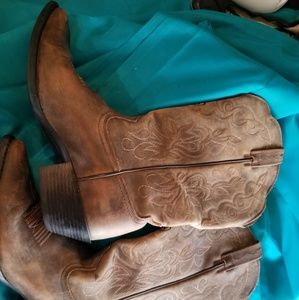 Ariat Cowgirl boots